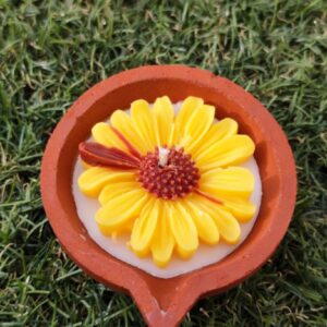 Daisy Clay Diya