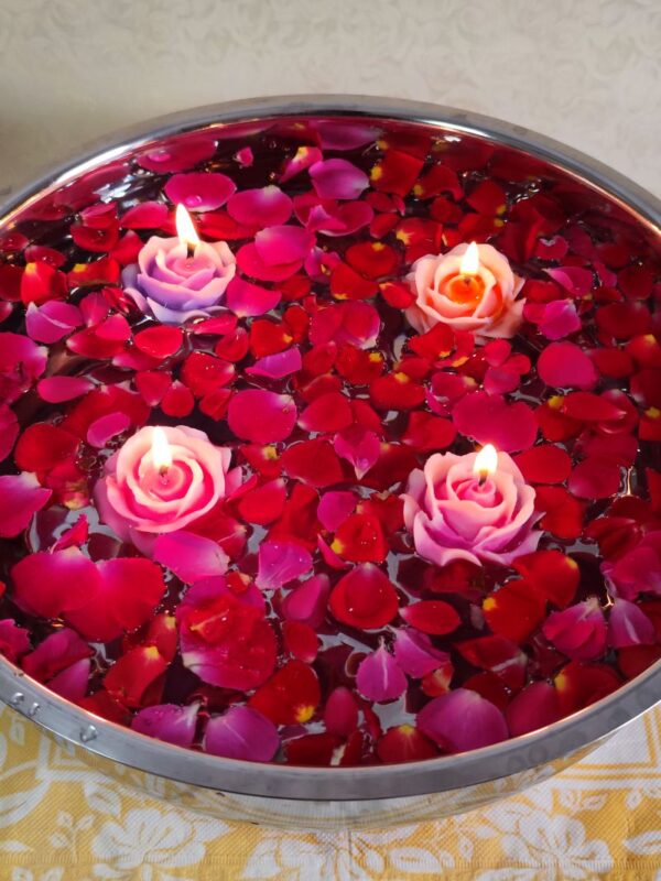 Floating Rose Candles - Image 3