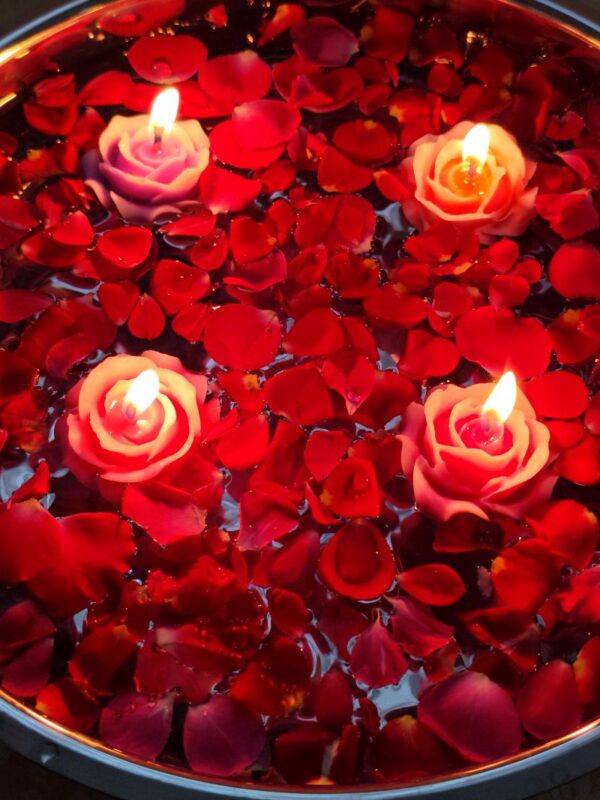 Floating Rose Candles - Image 2