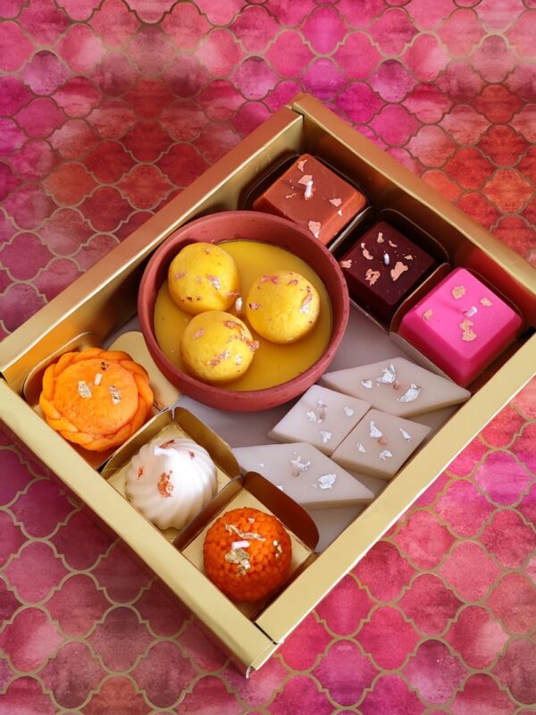 Glow Mithas Hamper - Image 2